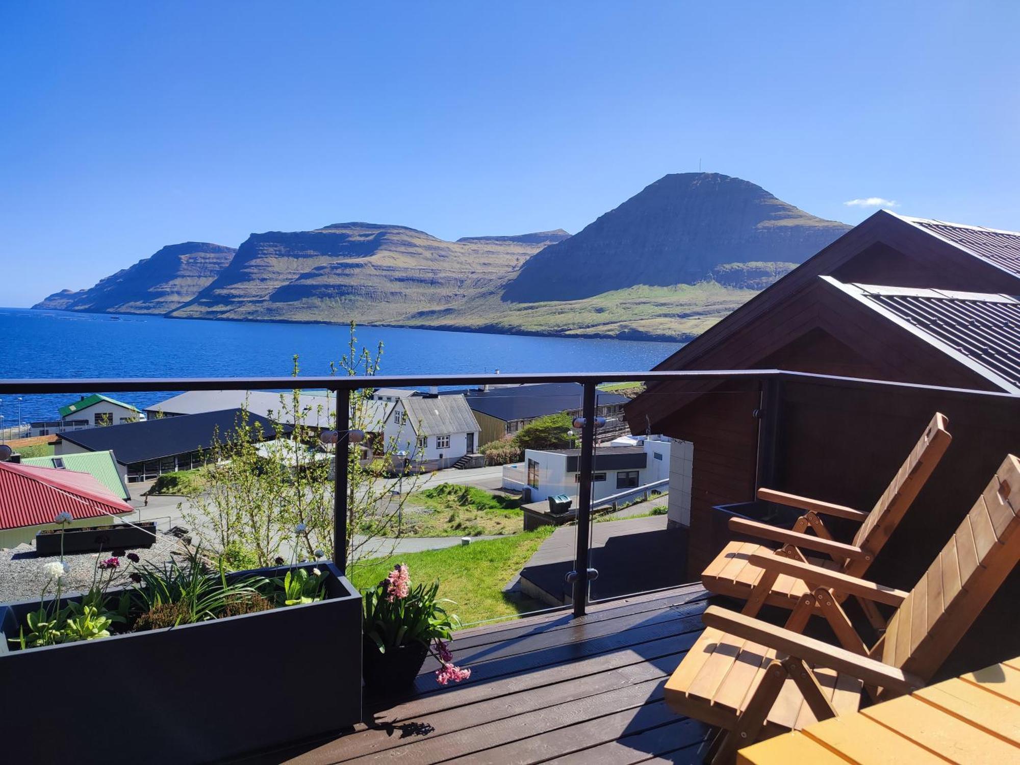 Gotugjogv Log House Apartment Bagian luar foto