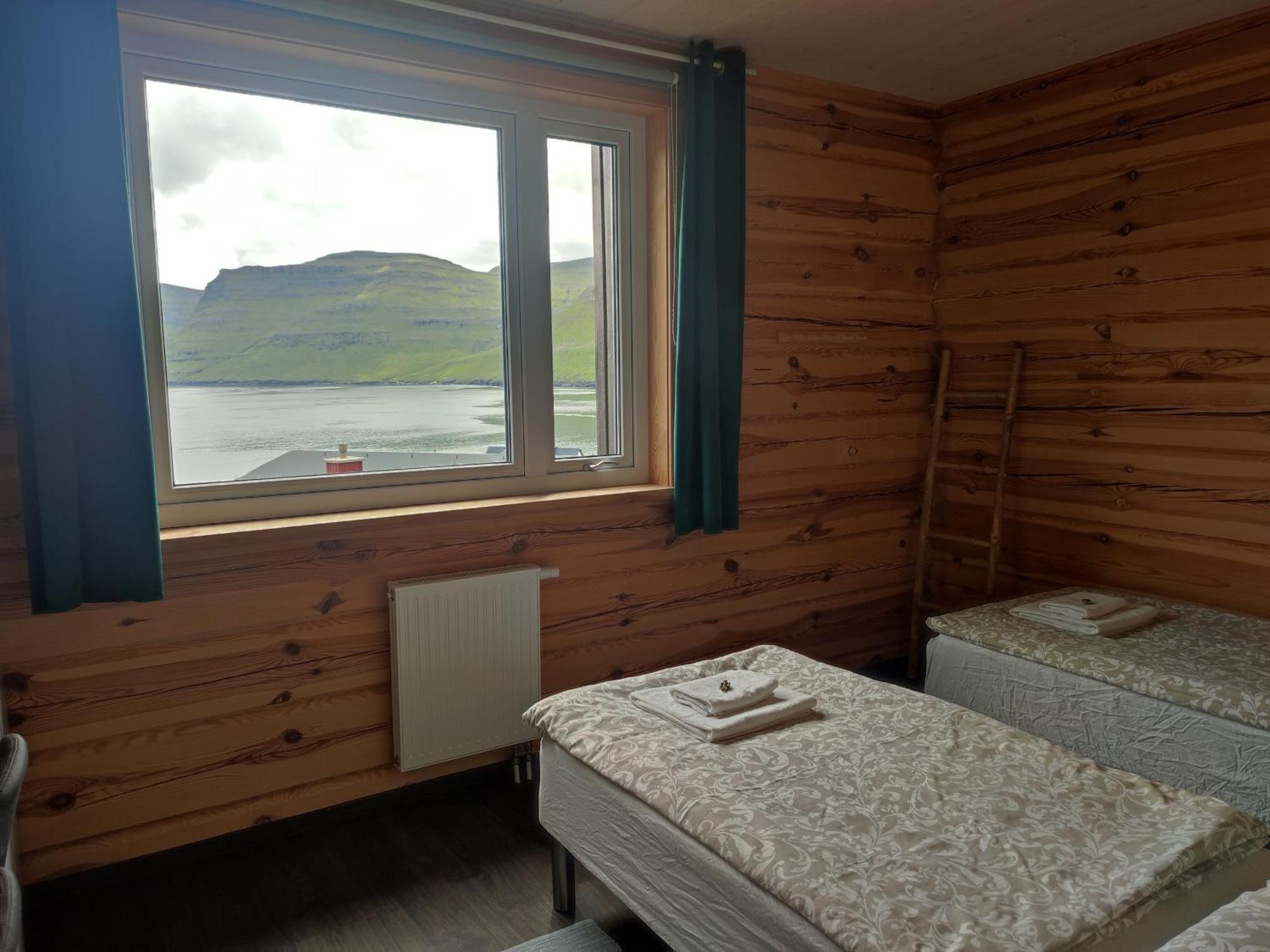 Gotugjogv Log House Apartment Bagian luar foto